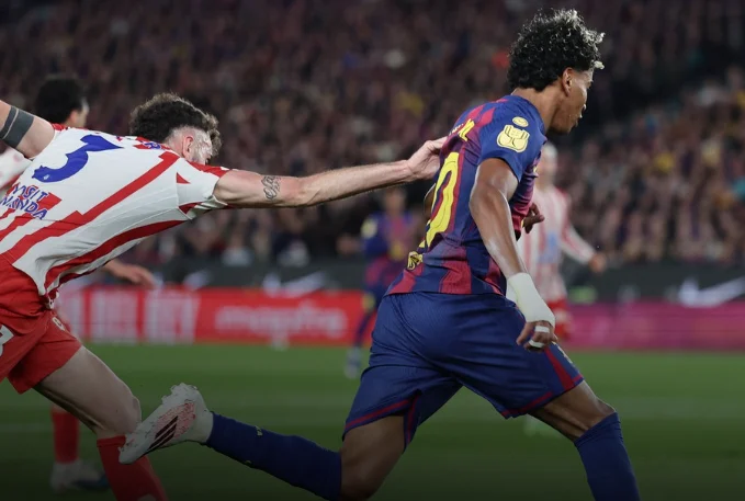 أتلتيكو مدريد وبرشلونة.. صدام كروي متجدد
