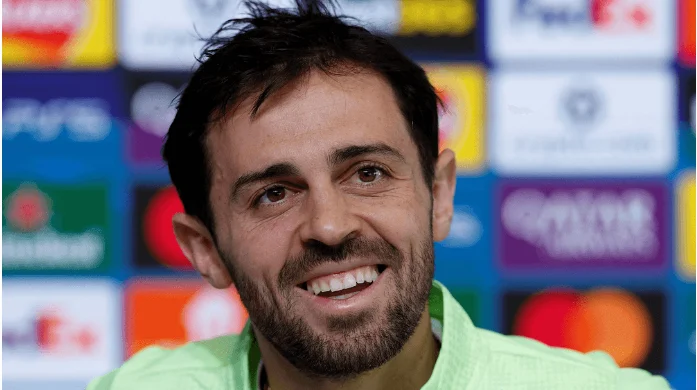 برناردو سيلفا قريب من برشلونة