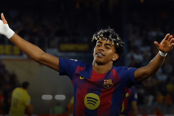 لامين جمال أفضل لاعب في الدوري الإسباني
